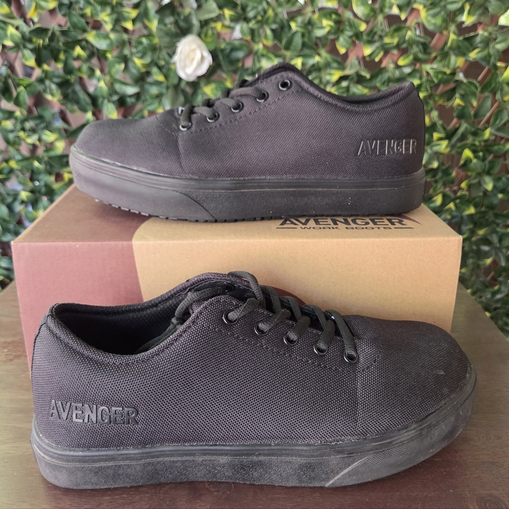 Avenger Work Boots Alley Comp Safety Toe Slip Resistant EH Shoes Men Sz 7 EU 40